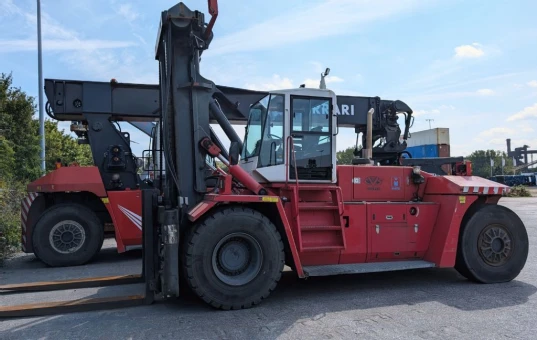 CVS Ferrari F32 Forklift