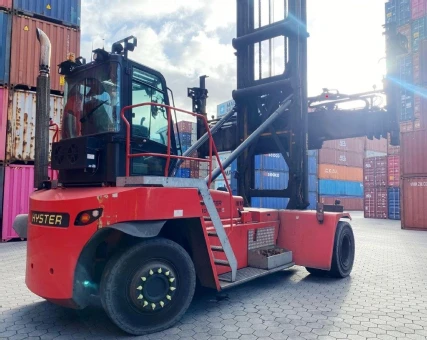 Hyster H10XM-ECD8 Empty Container Handler