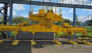 KUMHO 30T Magnet Overhead Cranes