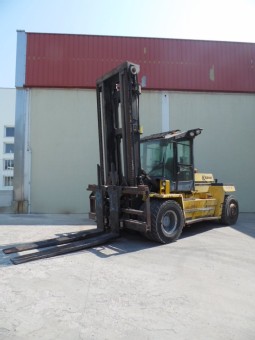Kalmar DCD 120-12 Container Handler