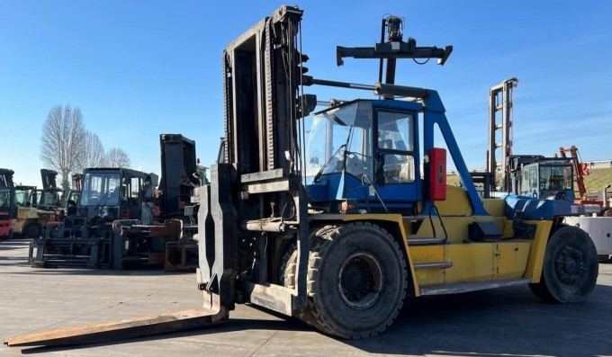 Kalmar DCF 330-12 Container Handler - foto 1