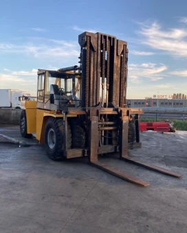 Kalmar DCF 370-12 Container Handler