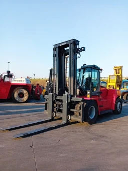 Kalmar DCG 160-12 Container Handler