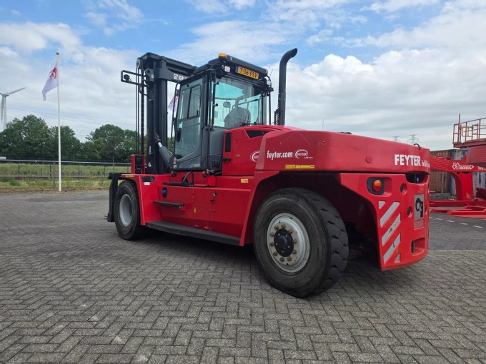 Kalmar DCG160-12 Empty Container Handler - foto 6