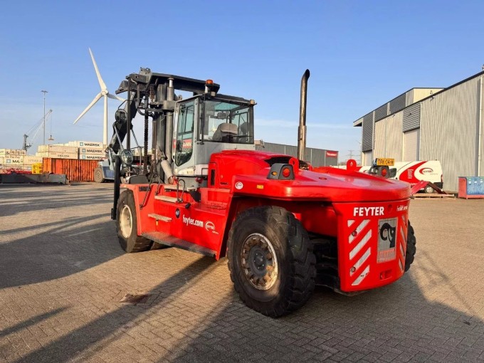 Kalmar DCG250-12 Empty Container Handler - foto 2