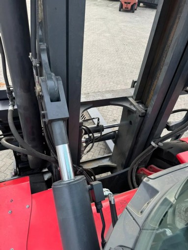Kalmar DCG330-12 Empty Container Handler - foto 8