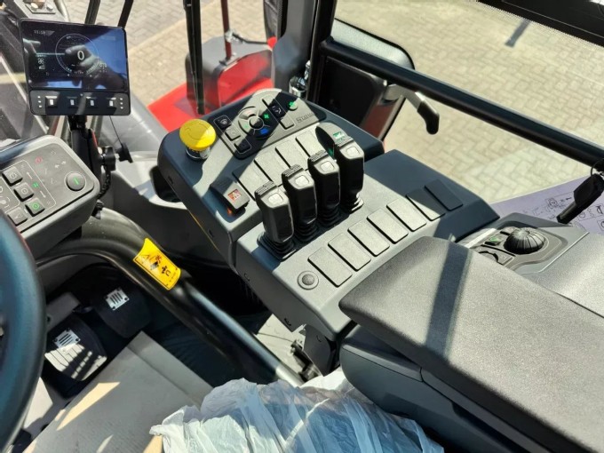 Kalmar DCG330-12 Empty Container Handler - foto 12