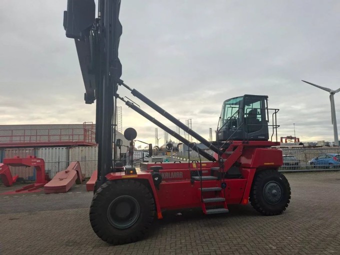 Kalmar DCG90-45ES6 Empty Container Handler - foto 1