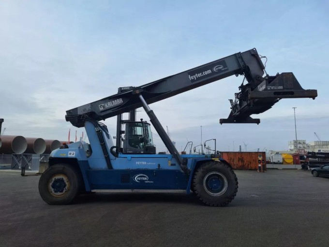 Kalmar DRG450-65S5X Reachstacker - foto 5