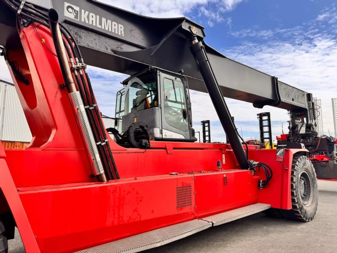 Kalmar DRG600-75A5XS Reachstacker - foto 17