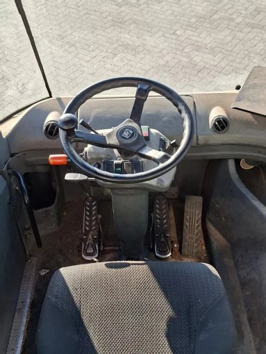 Kalmar TR618i Terminal Tractor - foto 7