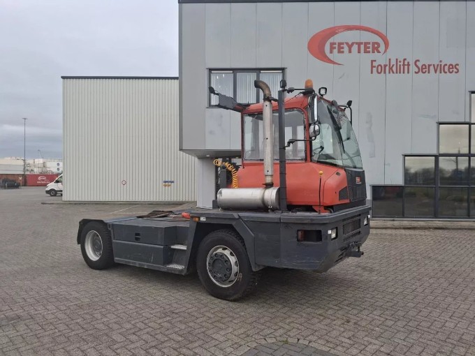 Kalmar TR618i Terminal Tractor - foto 7