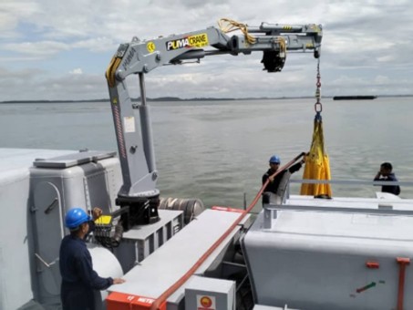 Puma Knuckle Boom Marine Cranes