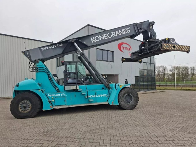 SMV 4531TC-5 Reachstacker - foto 6