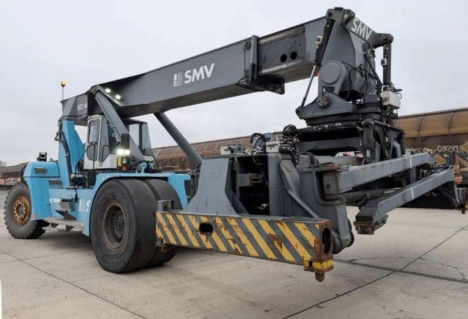 SMV SC4527CA5 Reachstacker - foto 3