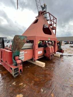 2002 Twin Lift Spreader for Harbour Mobile Crane