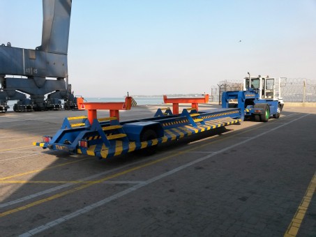 Spreader Trailer | TANTRI