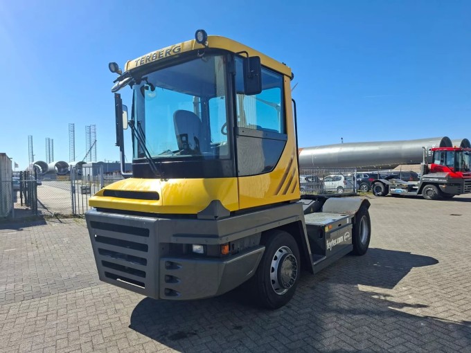 Terberg RT 222 Terminal Tractor - foto 4