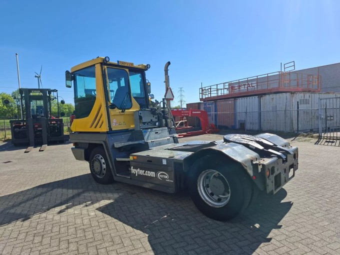 Terberg RT 222 Terminal Tractor - foto 7