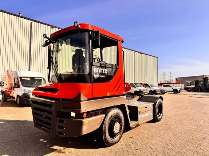 Terberg RT 223 Terminal Tractor - foto 2