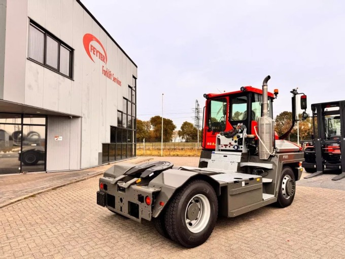 Terberg RT 223 Terminal Tractor - foto 6