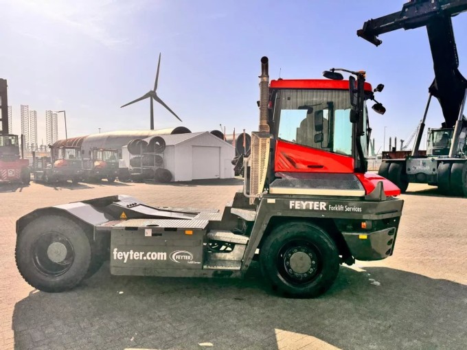 Terberg RT 223 Terminal Tractor - foto 8