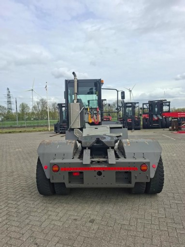 Terberg YT 222 Terminal Tractor - foto 13
