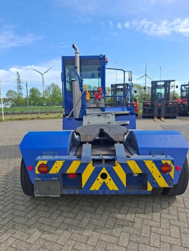 Terberg YT 222 Terminal Tractor - foto 17