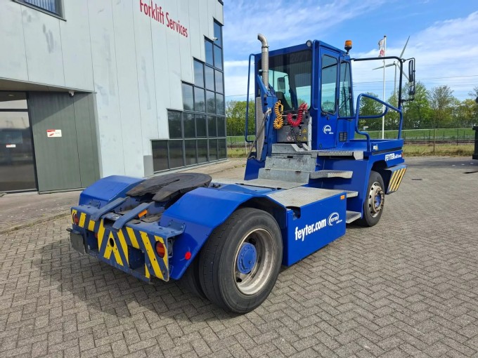 Terberg YT 222 Terminal Tractor - foto 22