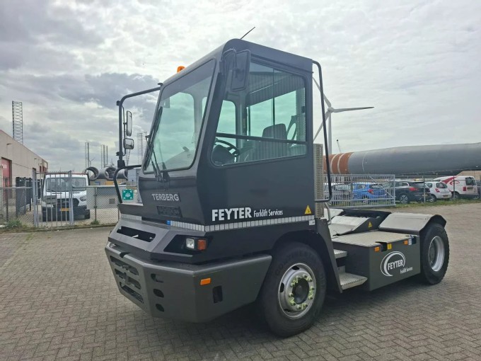 Terberg YT 222 Terminal Tractor - foto 5