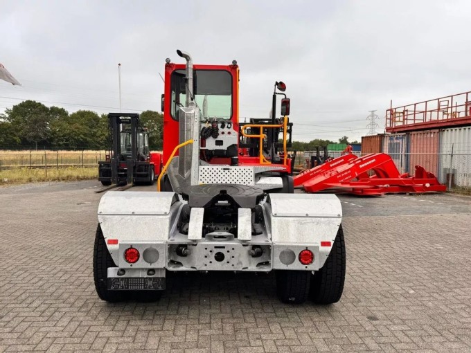 Terberg YT 223 Terminal Tractor - foto 10