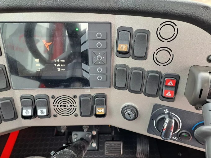 Terberg YT 223 Terminal Tractor - foto 11