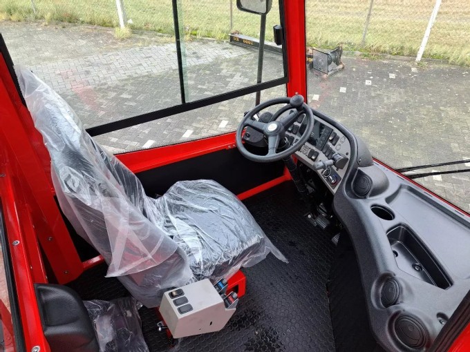 Terberg YT 223 Terminal Tractor - foto 9
