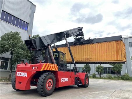 Socma HNRS4531 45 ton Reachstacker 