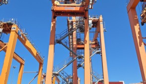 Kalmar 402518-8L-2040C RTG Crane