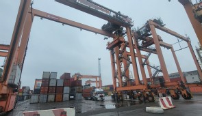 Kalmar 402518-8L-2040C RTG Crane