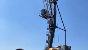 Liebherr LHM 280 Mobile Harbour Crane