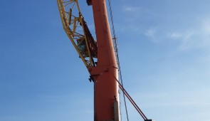  Liebherr LHM 400 Mobile Harbour Crane