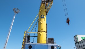 Liebherr LHM 500 Mobile Harbour Crane