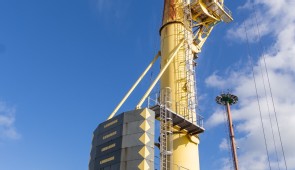 Liebherr LHM 600 Mobile Harbour Crane