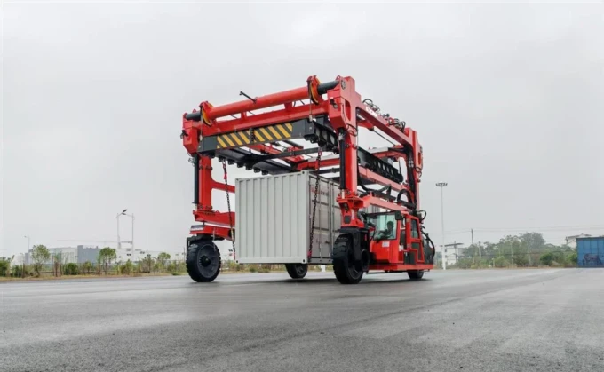 Socma Straddle Carrier 45ton  - foto 6